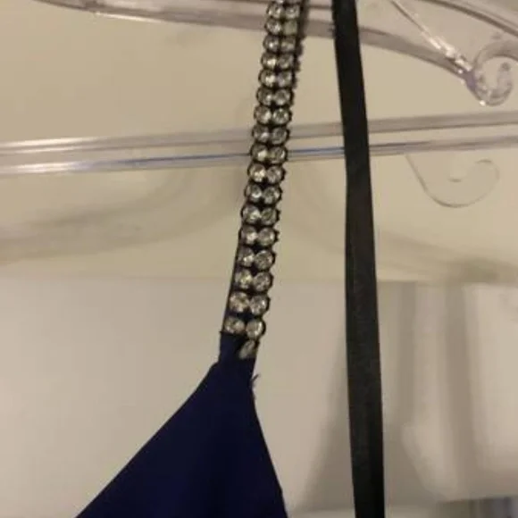 Vince Camuto Laguna Crystal Strap Mermaid Gown - M - Picture 5 of 7